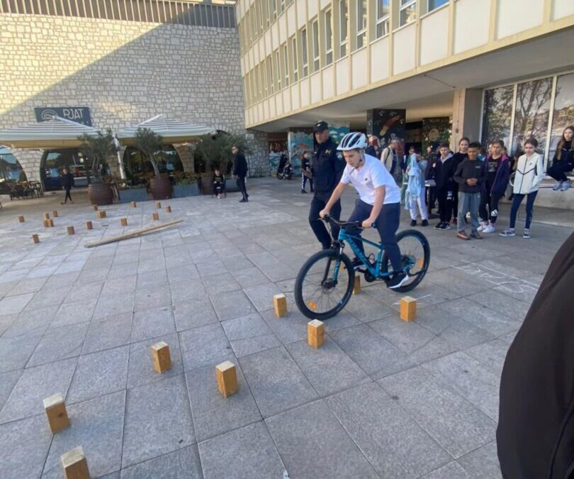 Natjecanje u spretnosti vožnje bicikla